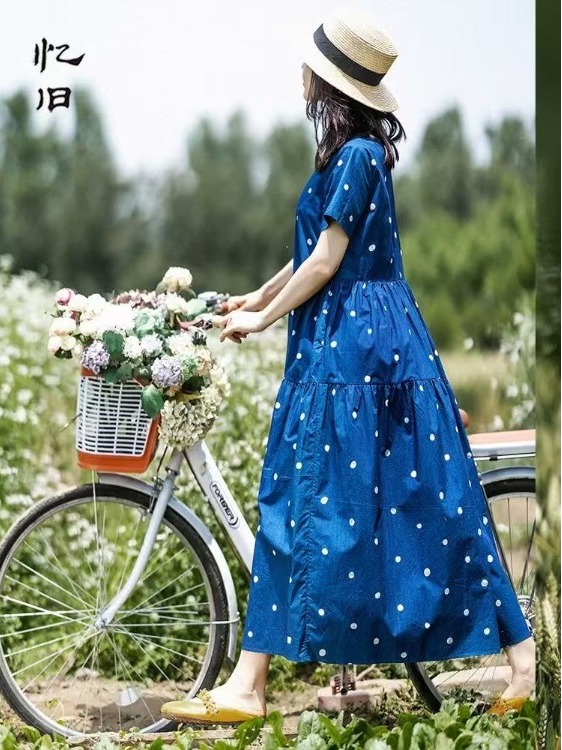 Summer Clothing Label - ブルーピュアコットン花柄プリントドレス夏の新しいスタイルロングポルカドットスカートカットラベル婦人服快適で通気性のあるA...