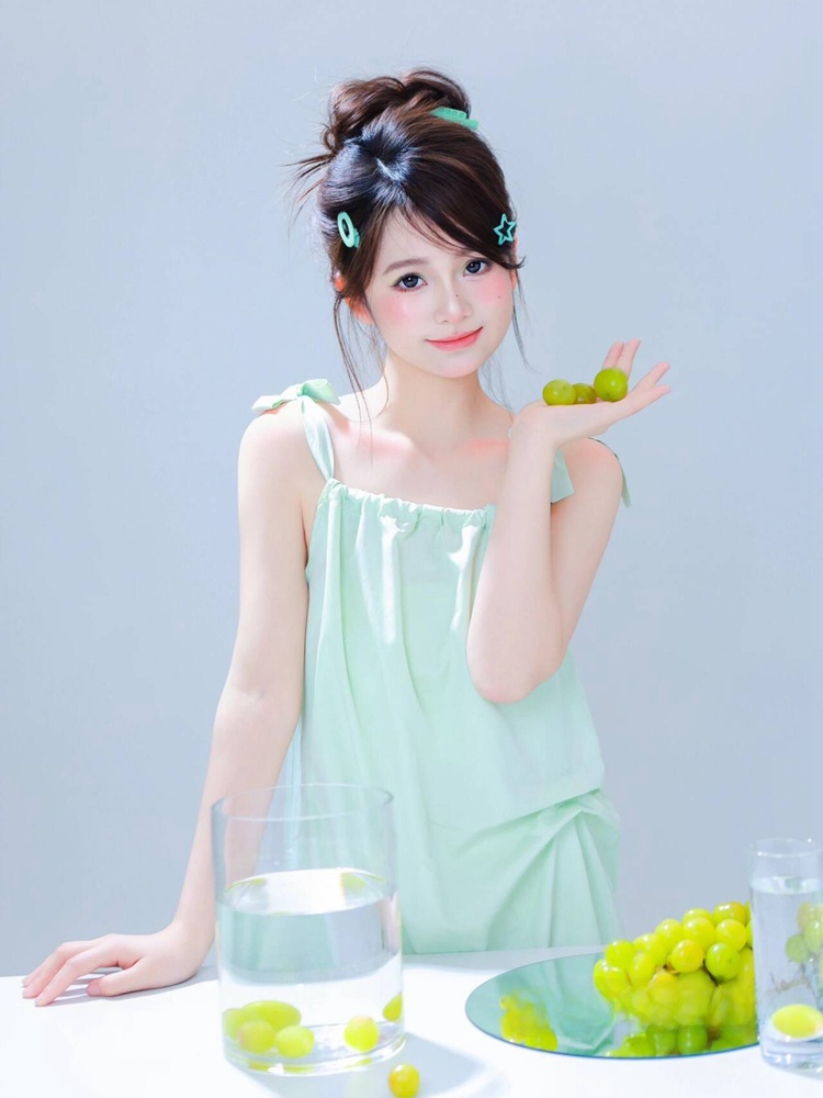 新しい夏の写真韓国風甘いかわいい透明感ガールパーソナルポート - Summer Clothing Girls のレビューと価格
